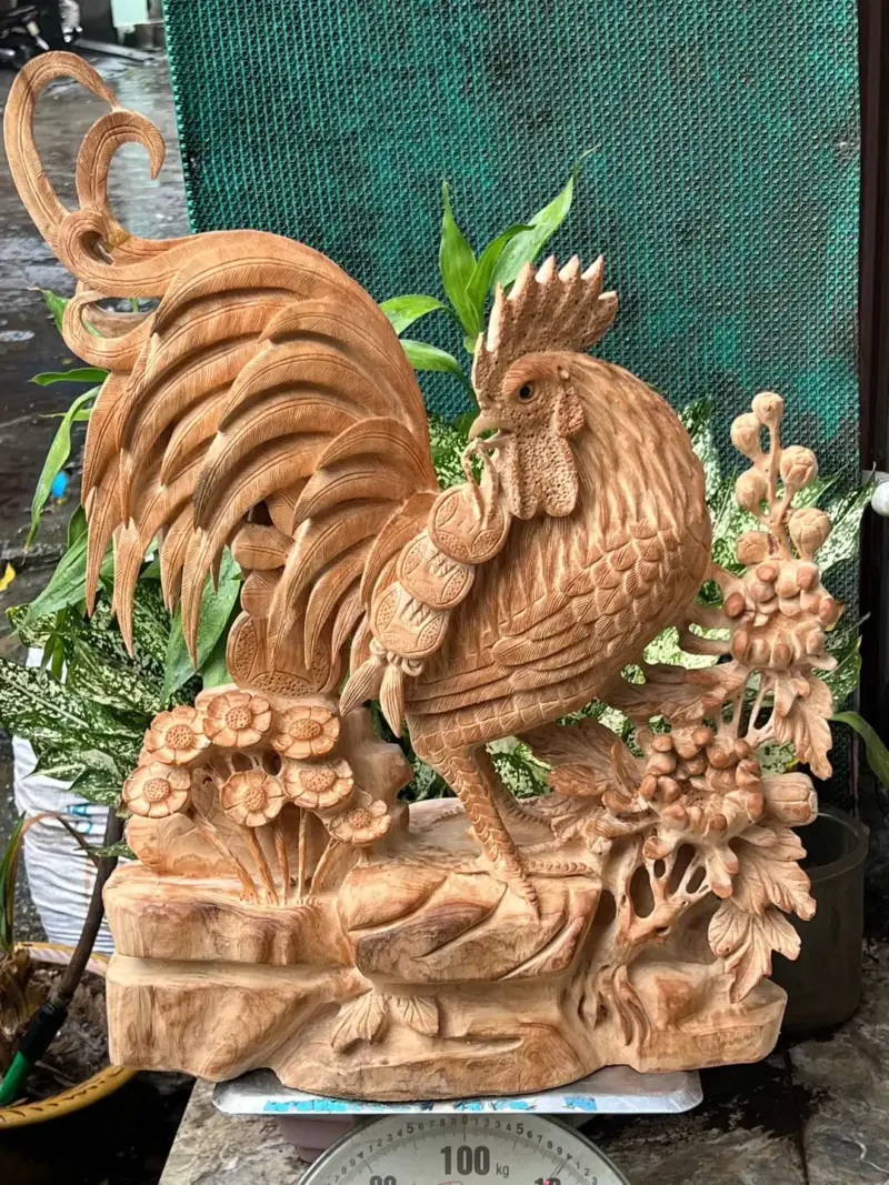 nhat-ke-go-G5699-2 Tượng Nhất Kê Gỗ Ngọc Am Thơm Nức Hàng Kỹ Nét Liền Khối G5699