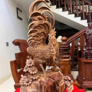 nhat-ke-go-G5832-2 Tượng Nhất Kê Gỗ Sưa Bắc Liền Khối Hàng Nghệ Nhân Kỹ Nét Vân Tím Lịm Có Sơn G5832