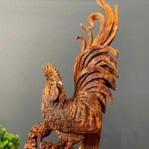 nhat-ke-go-sua-o-G5429-4 Tượng Nhất Kê Gỗ Sưa Đỏ Liền Khối G5429