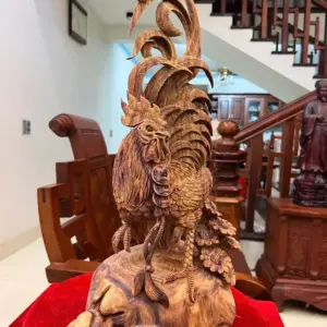 nhat-ke-ung-G5773-5 Tượng Nhất Kê Đứng Bao Tiền Go Sưa Đỏ Vân Tím Lịm Hàng Nghệ Nhân Có Sơn G5773