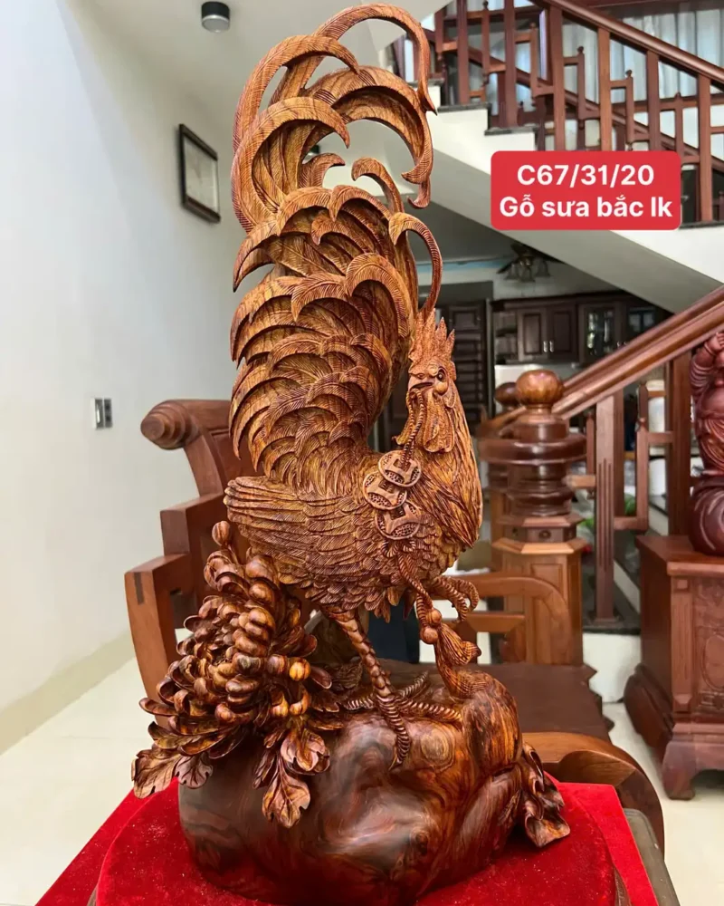 nhat-ke-ung-G6311-1 Tượng Nhất Kê Đứng Bao Tiền Gỗ Sưa Đỏ Liền Khối To Đẹp Hàng Nghệ Nhân Tắc Kê Chế Tác G6311