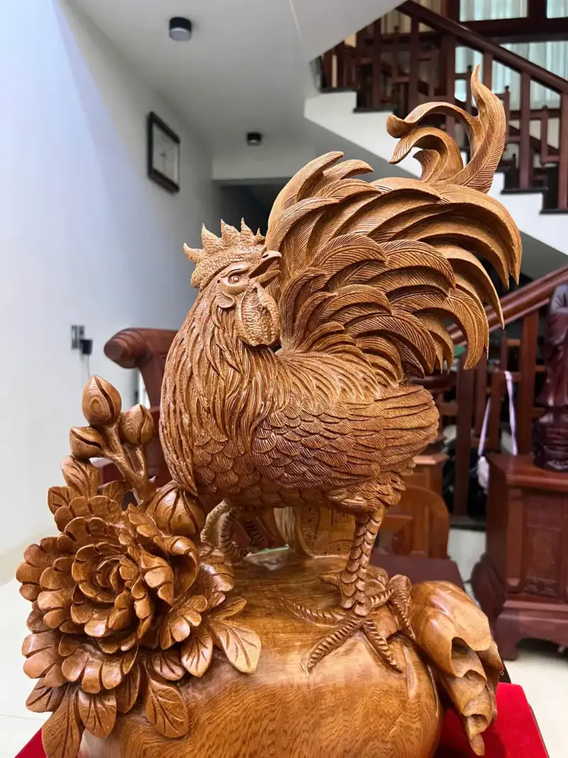 Tượng Nhất Kê Đứng Bao Tiền Gỗ Ngọc Am Hàng Kỹ Liền Khối G5101