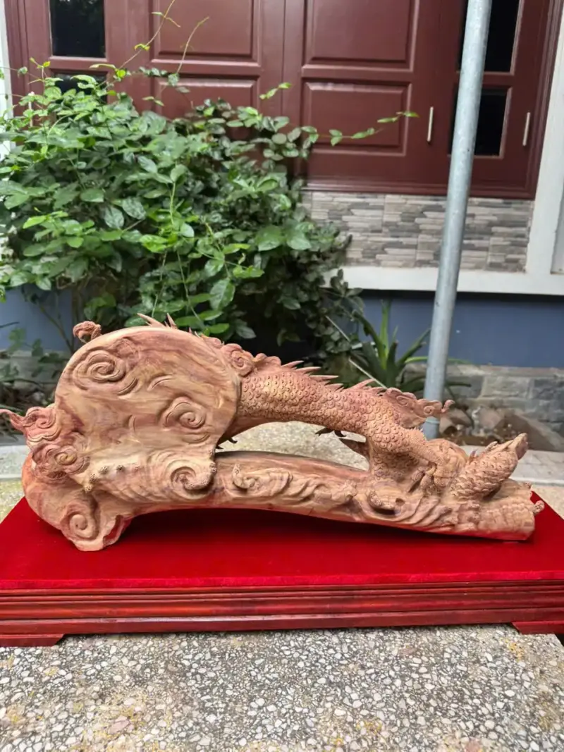 nhat-long-quan-gay-nhu-y-go-sua-bac-G5775-5 Tượng Nhất Long Quấn Gậy Như Ý Gỗ Sưa Bắc Đỏ Hàng Kỹ Nét Đẹp G5775