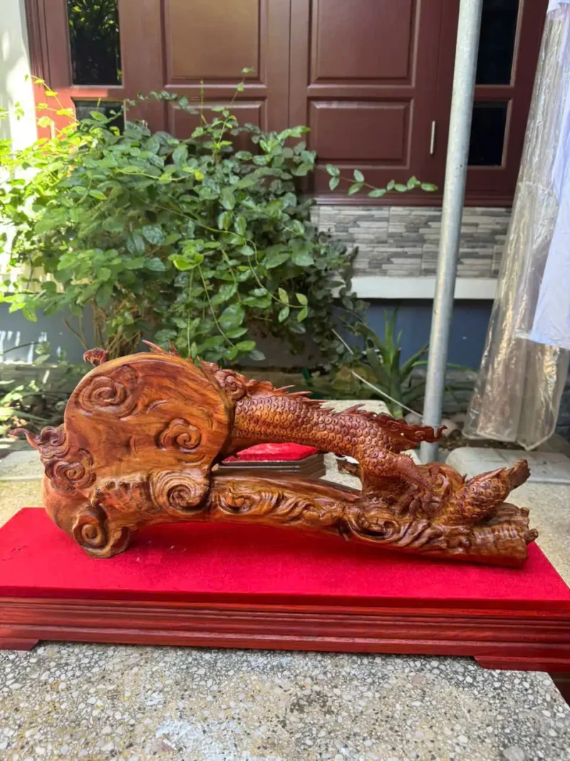 nhat-long-quan-gay-nhu-y-go-sua-bac-G5834-4 Tượng Nhất Long Quấn Gậy Như Ý Gỗ Sưa Bắc Đỏ Hàng Kỹ Nét Đẹp G5834