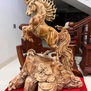 nhat-ma-go-G5588-2 Tượng Nhất Mã Gỗ Sưa Bắc Hàng Kỹ Có Chiện Nghệ Nhân Có Sơn G5588