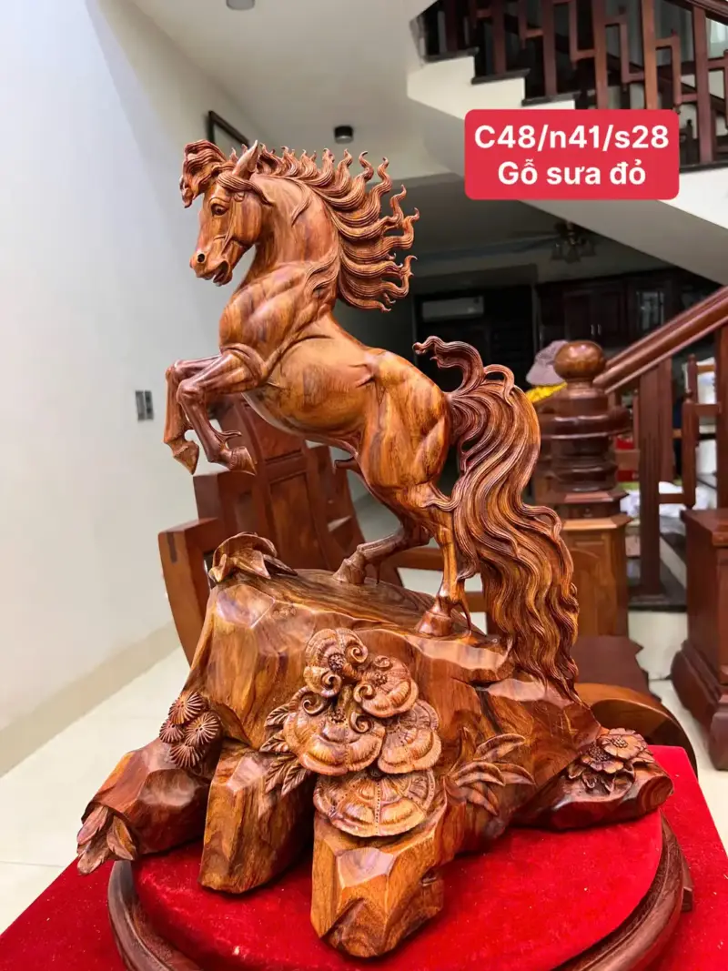 nhat-ma-go-G5777-1 Tượng Nhất Mã Gỗ Sưa Bắc Hàng Kỹ Có Chiện Nghệ Nhân Liền Khối G5777