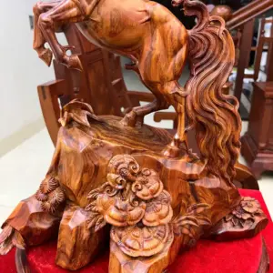 nhat-ma-go-G5777-7 Tượng Nhất Mã Gỗ Sưa Bắc Hàng Kỹ Có Chiện Nghệ Nhân Liền Khối G5777