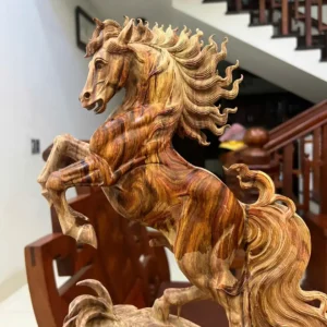 nhat-ma-go-G6154-5 Tượng Nhất Mã Gỗ Sưa Đỏ Vân Nhiều Đẹp Hàng Kỹ Nét Có Sơn G6154
