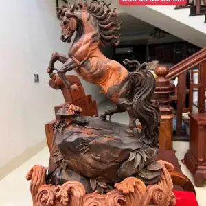 nhat-ma-phi-G5778-1 Tượng Nhất Mã Phi Thiên Gỗ Trắc Việt Đỏ Đen Liền Khối Chất Gỗ Đẹp Đục Kỹ Có Sơn G5778