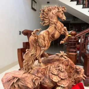 nhat-ma-phi-G5886-3 Tượng Nhất Mã Phi Thiên Gỗ Sưa Đỏ Đế To Đẹp Hàng Kỹ Có Sơn G5886