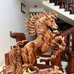 nhat-ma-phi-G5886-4 Tượng Nhất Mã Phi Thiên Gỗ Sưa Đỏ Đế To Đẹp Hàng Kỹ Có Sơn G5886