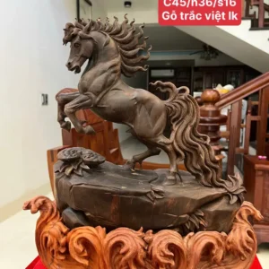 nhat-ma-phi-G6319-1 Tượng Nhất Mã Phi Thiên Gỗ Trắc Đen Liền Khối Hàng Đục Kỹ Sắc Nét Có Sơn G6319
