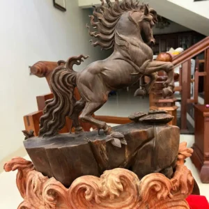 nhat-ma-phi-G6319-5 Tượng Nhất Mã Phi Thiên Gỗ Trắc Đen Liền Khối Hàng Đục Kỹ Sắc Nét Có Sơn G6319