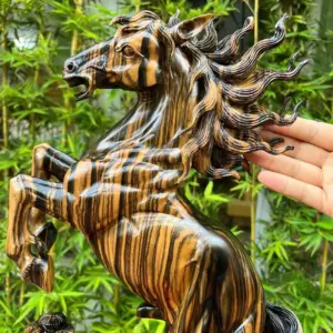 nhat-ma-ung-G5388-4 Tượng Nhất Mã Đứng Gốc Tùng Gỗ Mun Hoa Hàng To Đẹp Liền Khối G5388