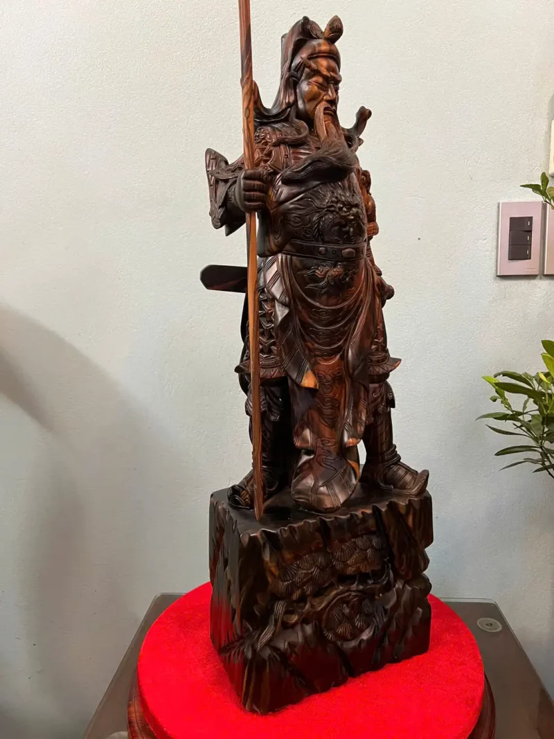 quan-cong-chan-ai-go-mun-hoalk-G6334-3 Tượng Quan Công Chấn Ải Gỗ Mun Hoa Liền Khối G6334