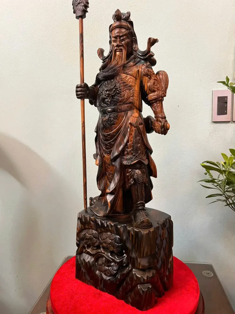 quan-cong-chan-ai-go-mun-hoalk-G6334-4 Tượng Quan Công Chấn Ải Gỗ Mun Hoa Liền Khối G6334