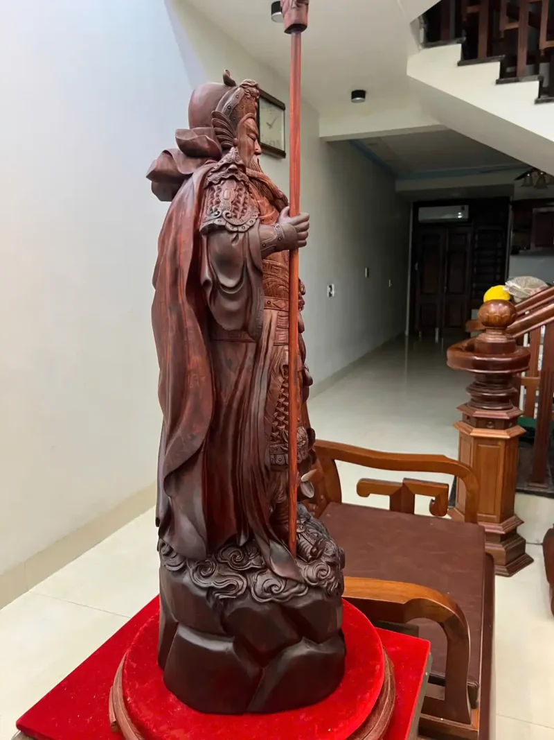 quan-cong-chong-G6413-6 Tượng Quan Công Chống Đao Gỗ Tử Đàn Liền Khối G6413