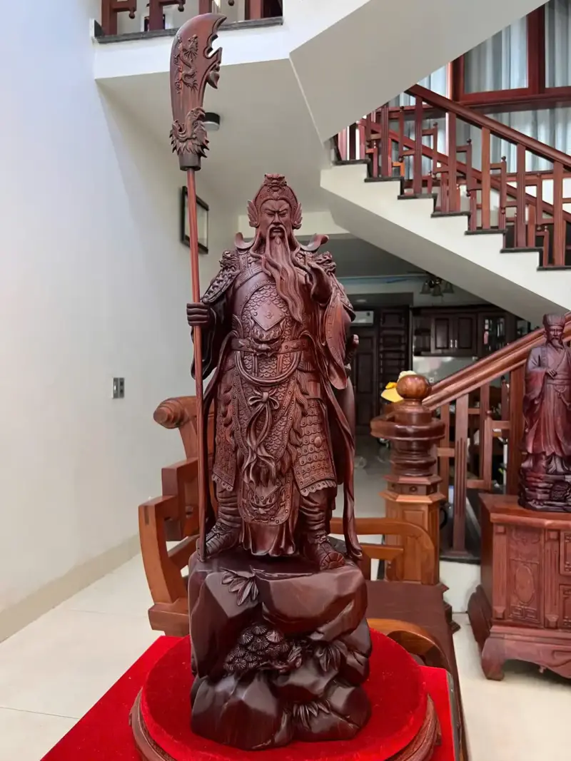 Tượng Quan Công Chống Đao Gỗ Tử Đàn Liền Khối G5064