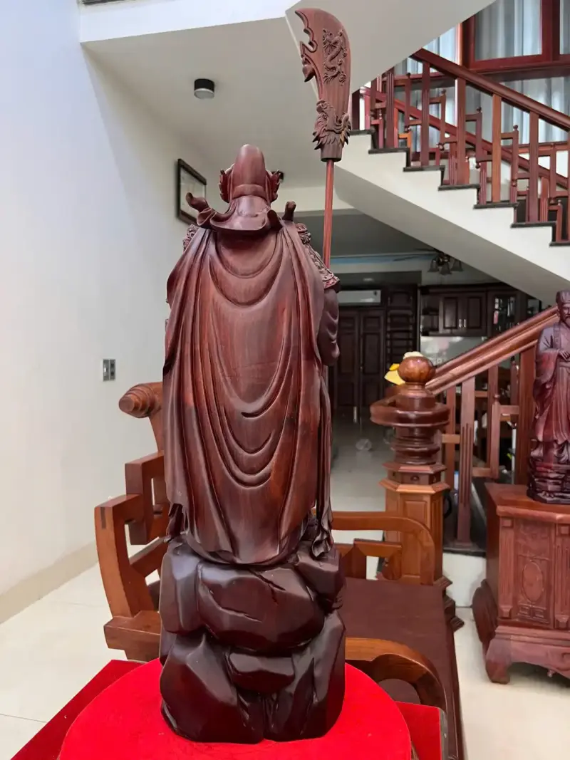 Tượng Quan Công Chống Đao Gỗ Tử Đàn Liền Khối G5064