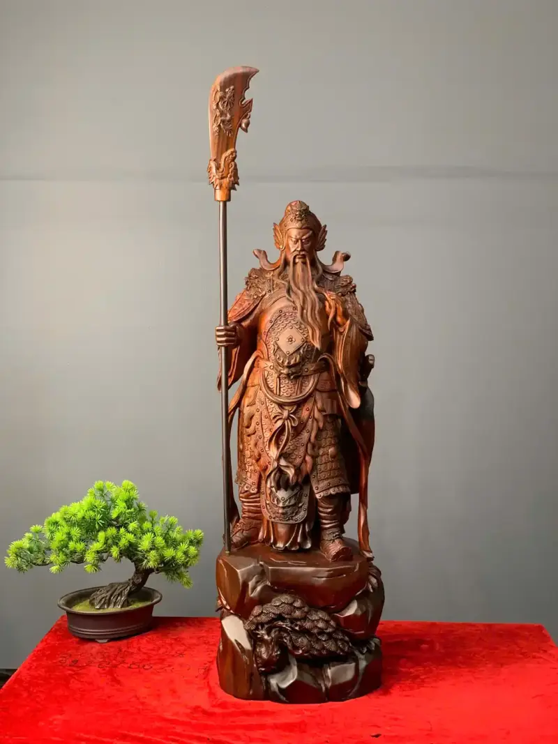 quan-cong-go-trac-o-G5435-1 Tượng Quan Công Gỗ Trắc Đỏ Đen Liền Khối G5435