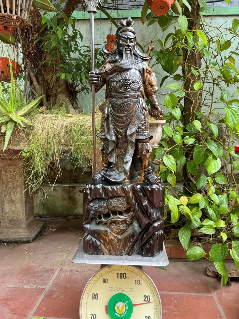 quan-cong-tran-G6230-5 Tượng Quan Công Trấn Ải Gỗ Mun Hoa Liền Khối G6230