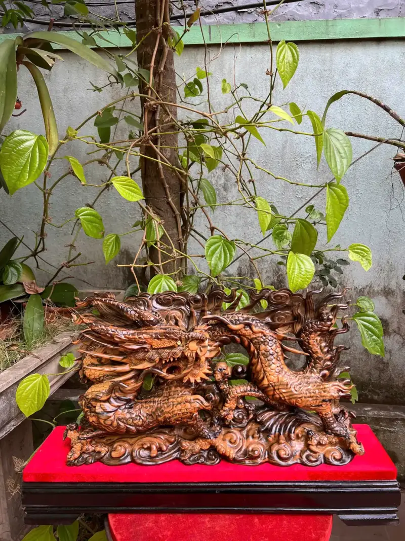 rong-e-ban-G5347-3 Tượng Rồng Để Bàn Hàng Đẹp Gỗ Mun Hoa Liền Khối G5347