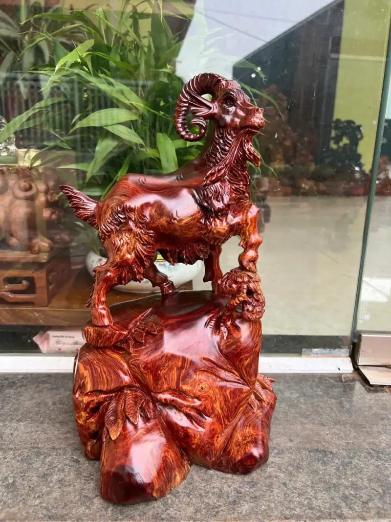 sale-nhat-duong-G5633-2 Tượng Nhất Dương Cẩm Hàng Đục Kỹ Sắc Nét G5633