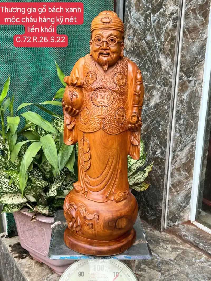 thuong-gia-go-G5785-1 Tượng Thương Gia Gỗ Bách Xanh Hàng Kỹ Nét Liền Khối G5785