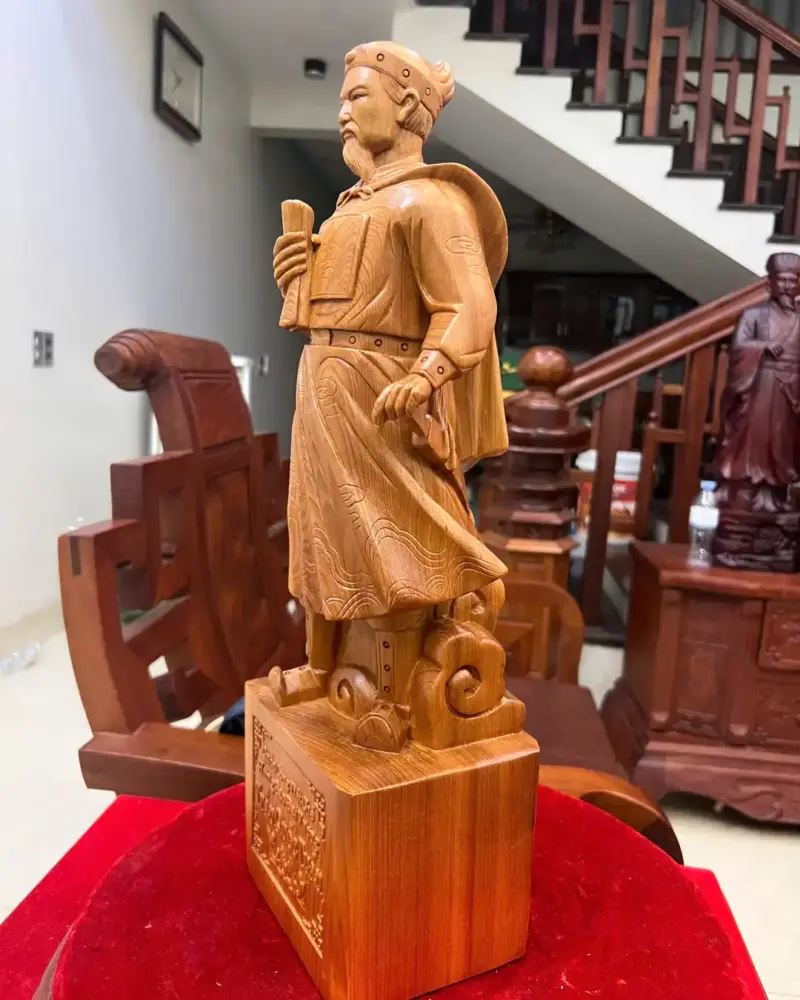 tran-quoc-tuan-G5061-2_Trần Quốc Tuấn Ngọc Am Liền Khối Giá 2.700 Triệu Kích Thước Cao 50cm, Ngang 16cm, Sâu 12cm Tượng Trần Quốc Tuấn Ngọc Am Liền Khối G5061