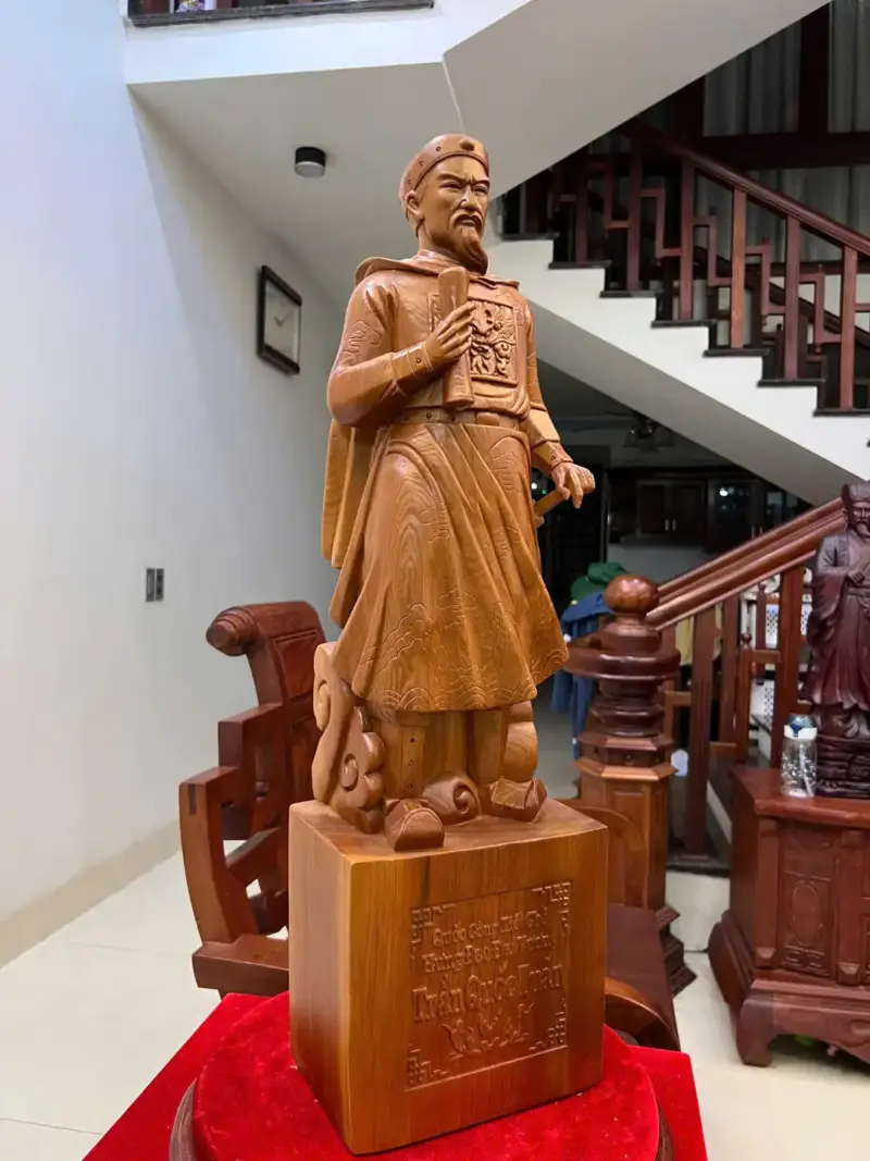 tran-quoc-tuan-G5538-4 Tượng Trần Quốc Tuấn Ngọc Am Liền Khối G5538
