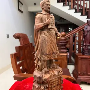tran-quoc-tuan-G5543-5 Tượng Trần Quốc Tuấn Gỗ Trắc Đen Liền Khối Mộc Đẹp Có Sơn G5543