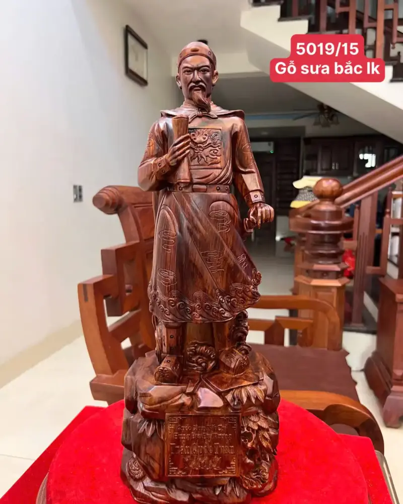 tran-quoc-tuan-G5570-1 Tượng Trần Quốc Tuấn Gỗ Sưa Liền Khối G5570