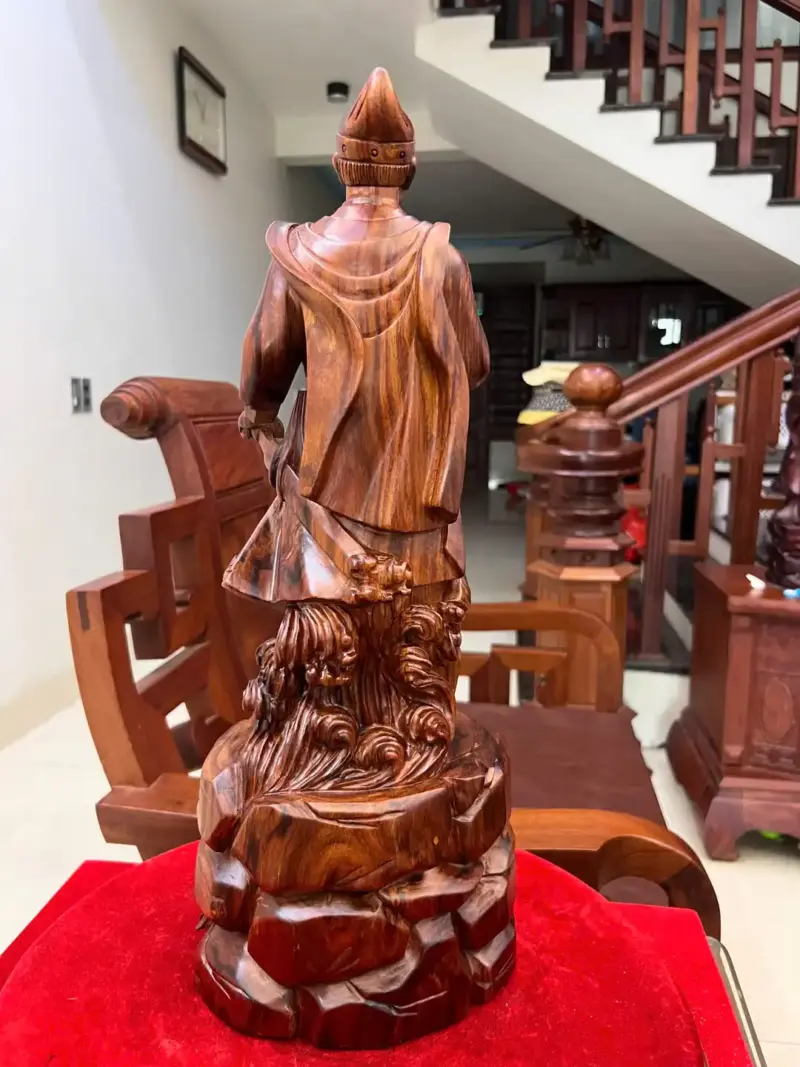 tran-quoc-tuan-G5570-6 Tượng Trần Quốc Tuấn Gỗ Sưa Liền Khối G5570