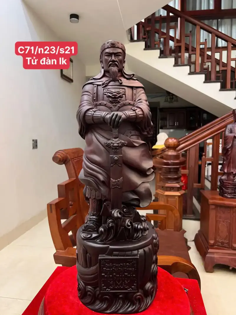 tran-quoc-tuan-G5811-1 Tượng Trần Quốc Tuấn Gỗ Tử Đàn Liền Khối G5811