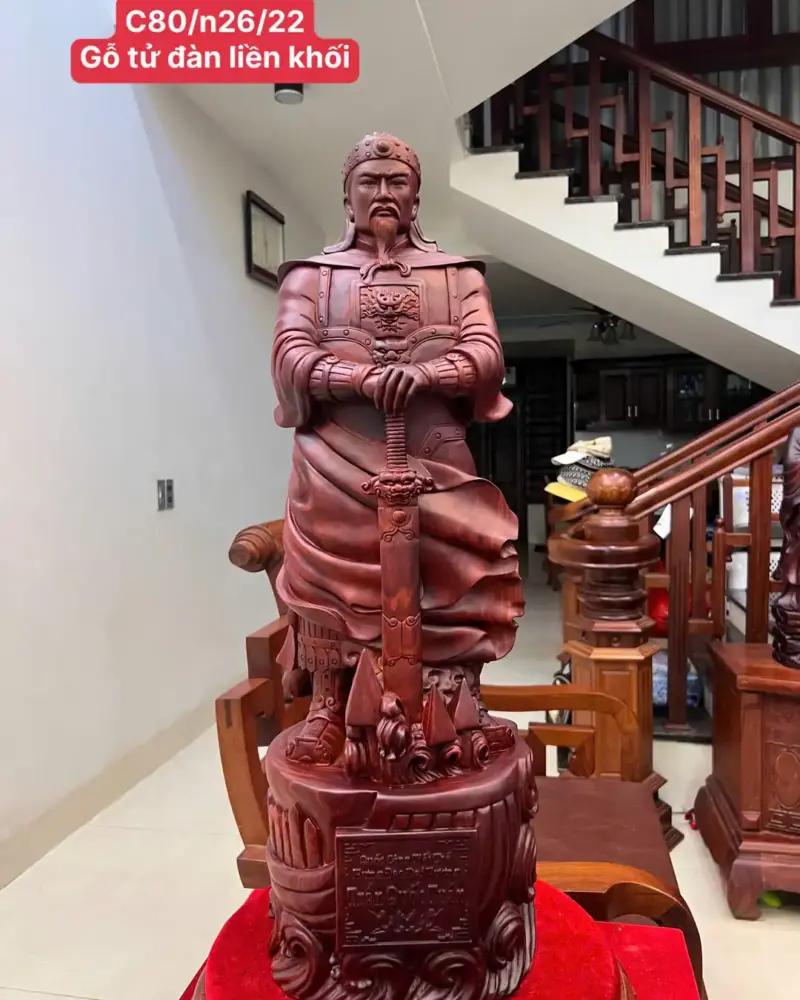 tran-quoc-tuan-G5812-1 Tượng Trần Quốc Tuấn Gỗ Tử Đàn Liền Đẹp G5812