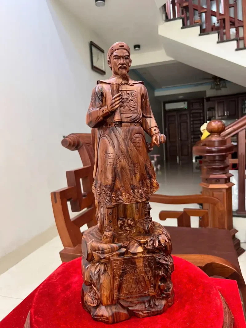 tran-quoc-tuan-G5919-7 Tượng Trần Quốc Tuấn Gỗ Sưa Vân Đẹp G5919