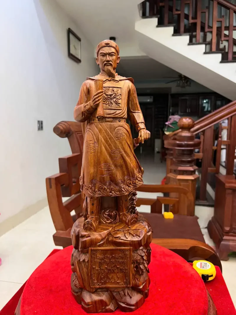 tran-quoc-tuan-G5969-2 Tượng Trần Quốc Tuấn Gỗ Sưa Bắc Liền Khối G5969