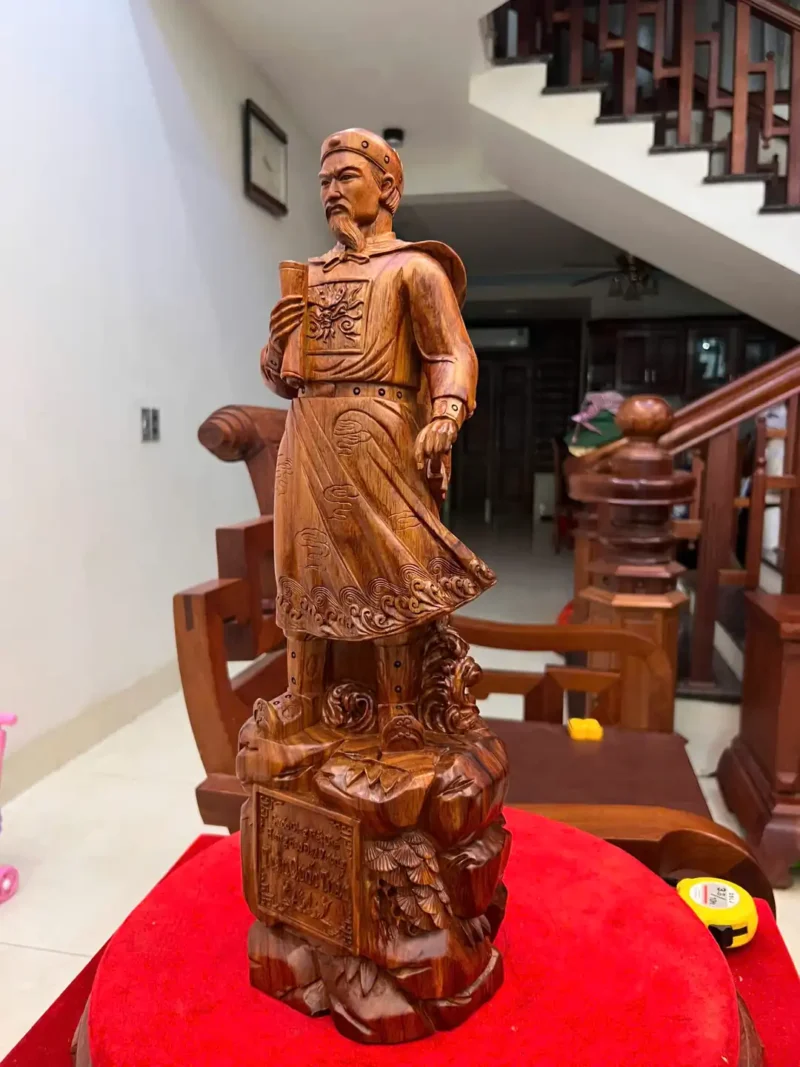 tran-quoc-tuan-G5969-5 Tượng Trần Quốc Tuấn Gỗ Sưa Bắc Liền Khối G5969
