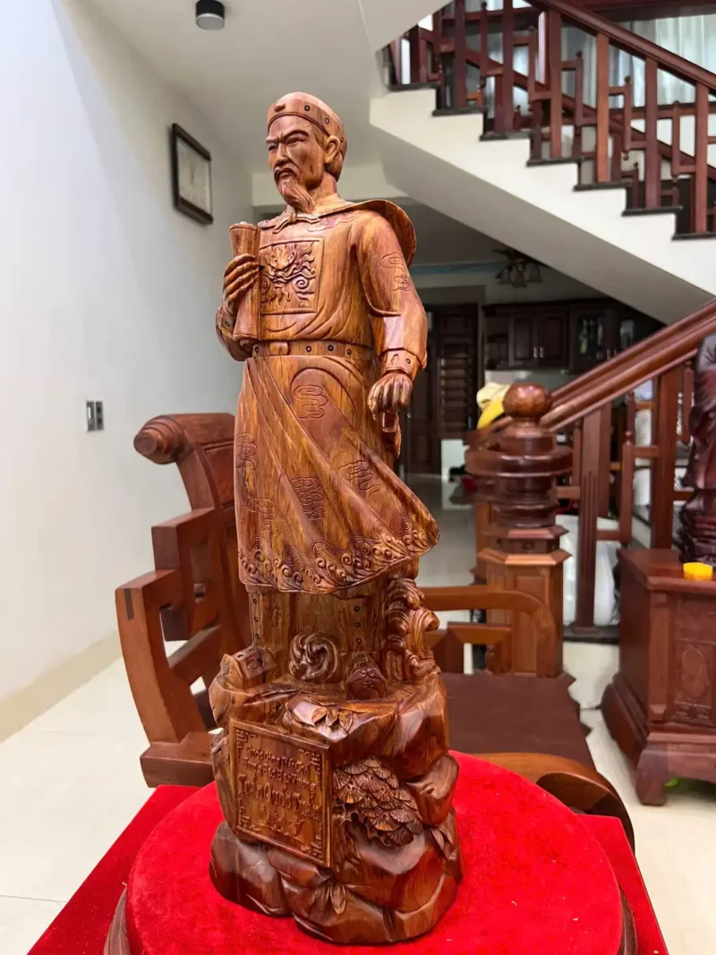 tran-quoc-tuan-G5970-3 Tượng Trần Quốc Tuấn Gỗ Sưa Đỏ Liền Khối G5970