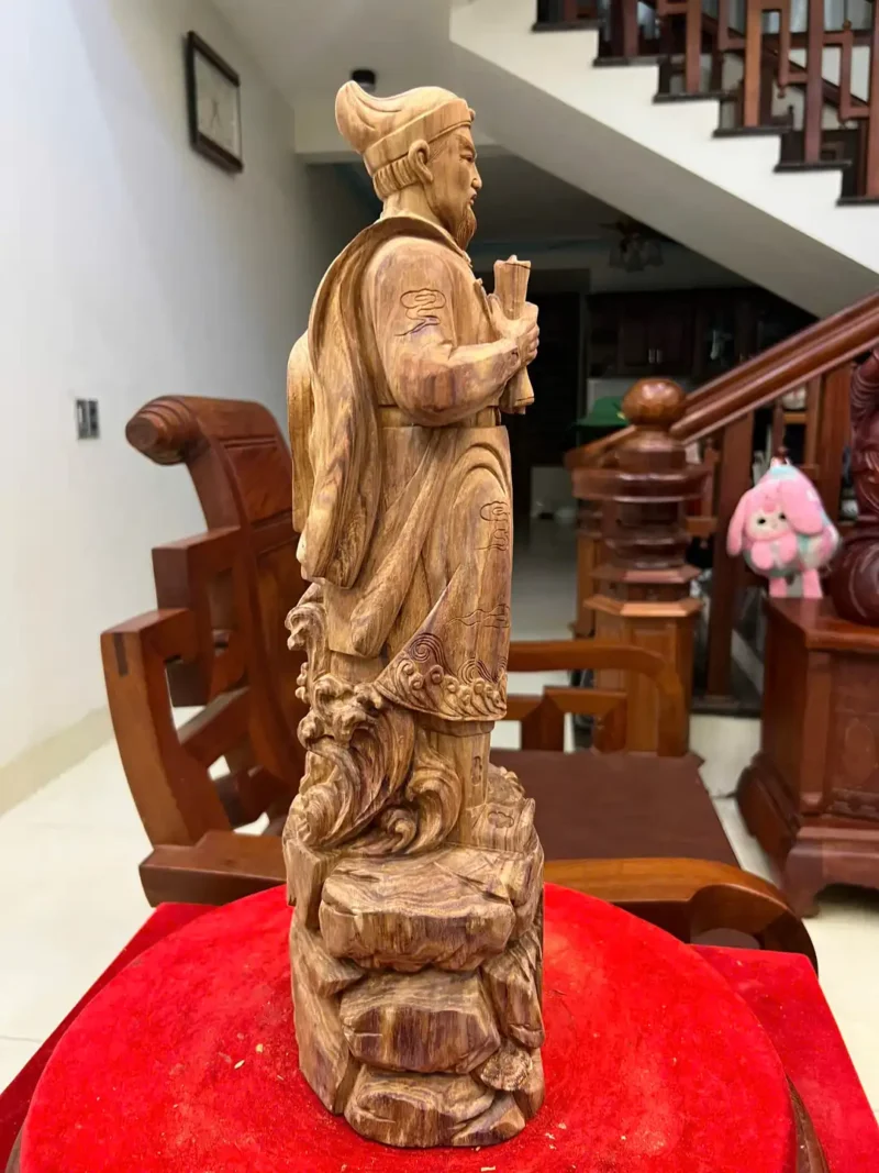 tran-quoc-tuan-G6159-7 Tượng Trần Quốc Tuấn Gỗ Xưa Đỏ Liền Khối Có Sơn G6159