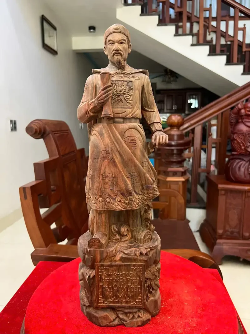 tran-quoc-tuan-G6172-2 Tượng Trần Quốc Tuấn Gỗ Trắc Việt Mộc Đẹp Có Sơn G6172