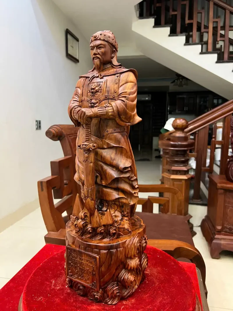 tran-quoc-tuan-G6213-5 Tượng Trần Quốc Tuấn Gỗ Sưa Bắc Liền Khối G6213