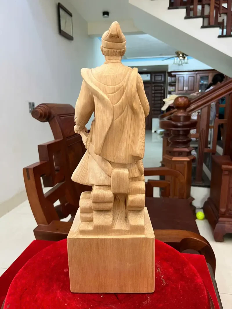tran-quoc-tuan-G6297-6 Tượng Trần Quốc Tuấn Gỗ Ngọc Am Liền Khối Có Sơn G6297