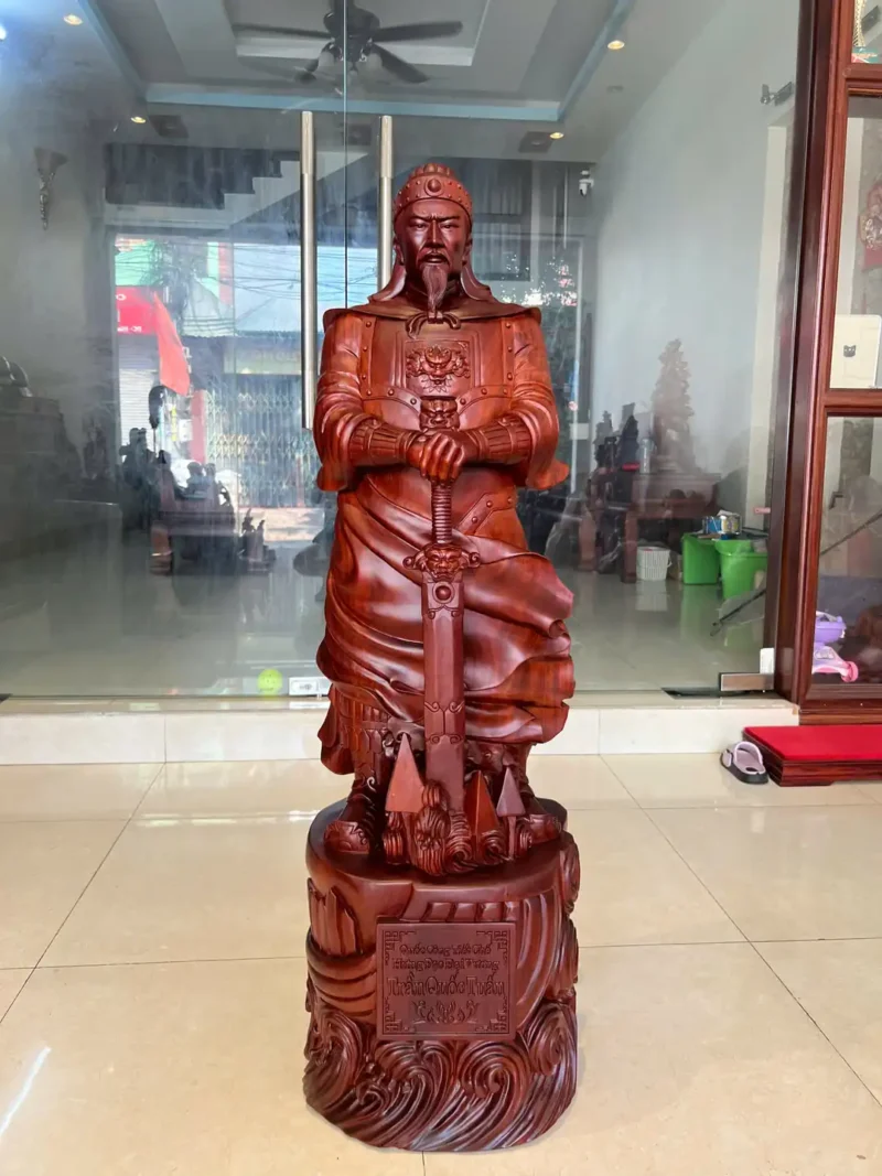 tran-quoc-tuan-G6361-2 Tượng Trần Quốc Tuấn Chống Kiếm Hàng To Nặng Gỗ Tử Đàn Liền Khối G6361
