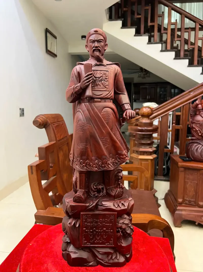 tran-quoc-tuan-G6418-2 Tượng Trần Quốc Tuấn Gỗ Tử Đàn Liền Khối G6418