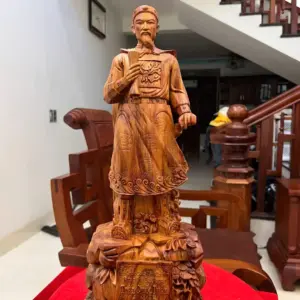 Tượng Trần Quốc Tuấn Gỗ Sưa Bắc Liền Khối G5140