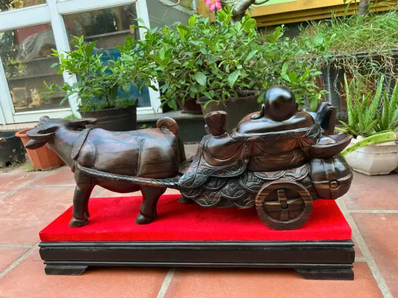 trau-keo-xe-di-lac-go-mun-hoalk-G5354-3 Tượng Trâu Kéo Xe Di Lặc Gỗ Mun Hoa Liền Khối G5354