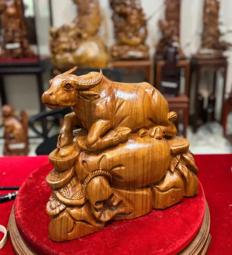 trau-nam-tien-G5842-2 Tượng Trâu Nằm Tiền Vàng Ngọc Am Lên Tuyết Đẹp G5842