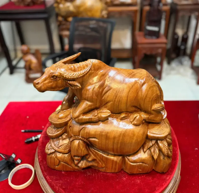 trau-nam-tien-G5842-3 Tượng Trâu Nằm Tiền Vàng Ngọc Am Lên Tuyết Đẹp G5842
