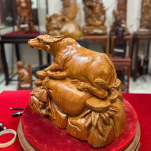 trau-nam-tien-G5842-4 Tượng Trâu Nằm Tiền Vàng Ngọc Am Lên Tuyết Đẹp G5842